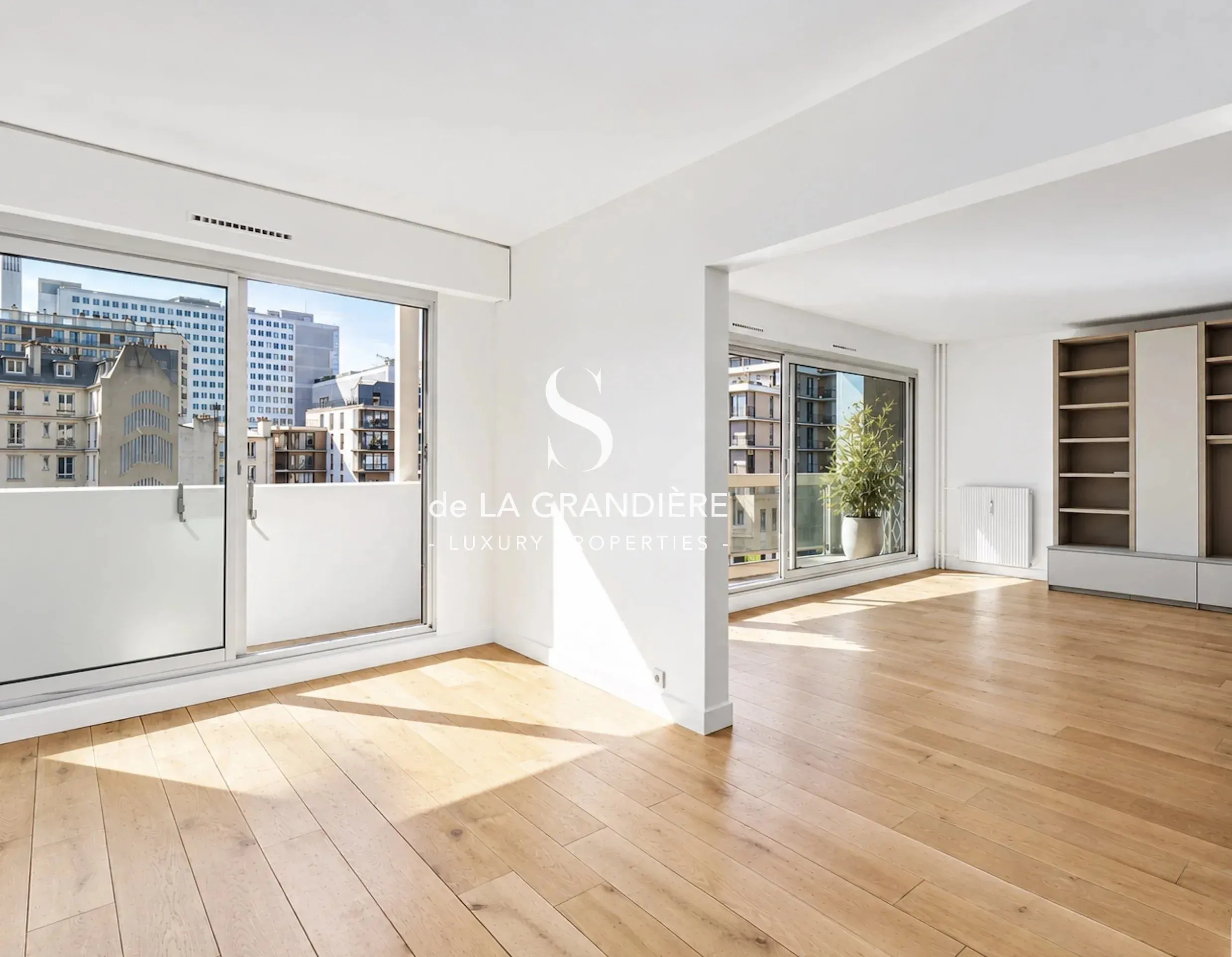 Appartement 4 pièces 94 m² · à Paris · 94 m² · 40 000 €