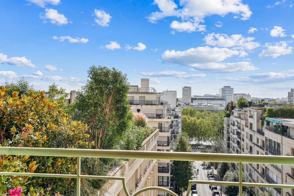 PASSY  - 113m2  a renover avec vue magnifique -